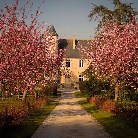 Chateau De Monfréville Exterior foto